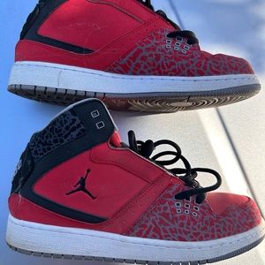 Nike sneakers 5.5 red grey and black